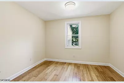 194 Hillside Ave, Newark, NJ 07108 - Photo 9