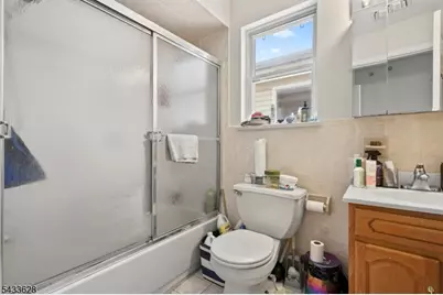 19 Halleck St, Newark, NJ 07104 - Photo 21