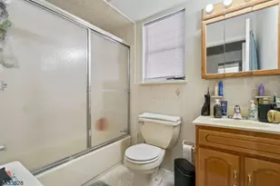19 Halleck St, Newark, NJ 07104 - Photo 15