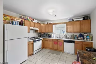 19 Halleck St, Newark, NJ 07104 - Photo 11