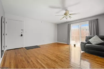 19 Halleck St, Newark, NJ 07104 - Photo 7