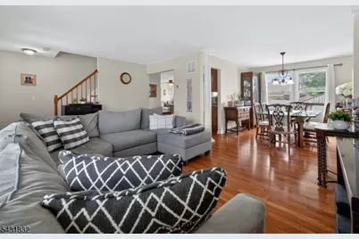 99 Clyde Ave, Woodbridge Township, NJ 08861 - Photo 7