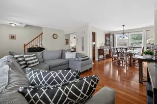 99 Clyde Ave, Woodbridge Township, NJ 08861 - Photo 7