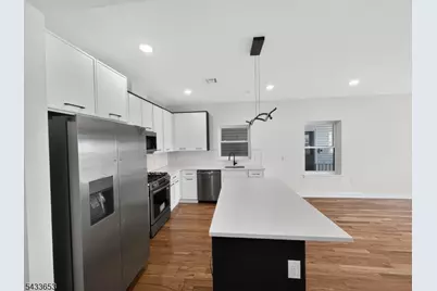 268 Hunterdon St #2, Newark, NJ 07103 - Photo 9