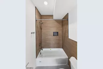 268 Hunterdon St #2, Newark, NJ 07103 - Photo 27