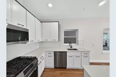 268 Hunterdon St #2, Newark, NJ 07103 - Photo 11