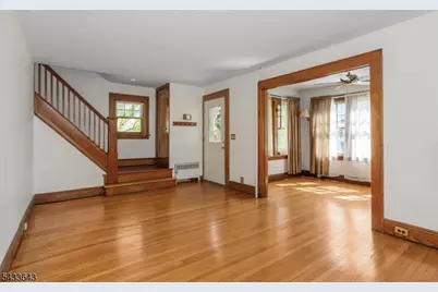 141 Henry St, Hasbrouck Heights, NJ 07604 - Photo 5