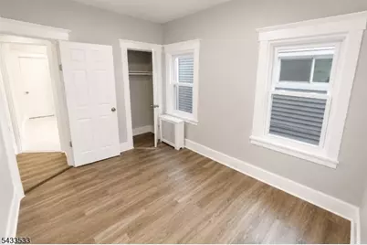 183 N Munn Ave, East Orange, NJ 07017 - Photo 11