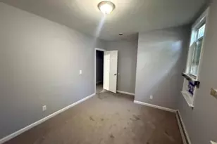 27 Seymour Ave, Newark, NJ 07108 - Photo 9