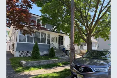 33 Sisco Pl, Clifton, NJ 07011 - Photo 1