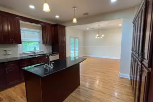 22 Ocean St, Millburn, NJ 07041 - Photo 11