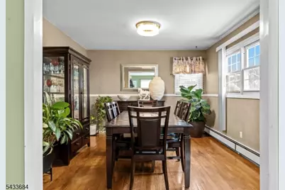 148 Locust Dr, Union Township, NJ 07083 - Photo 11