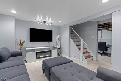 148 Locust Dr, Union Township, NJ 07083 - Photo 23