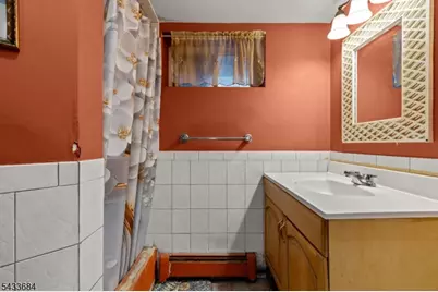 148 Locust Dr, Union Township, NJ 07083 - Photo 29