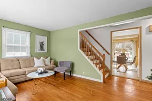 148 Locust Dr, Union Township, NJ 07083 - Photo 3