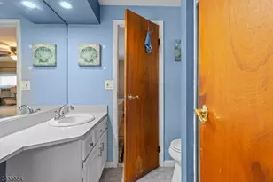 148 Locust Dr, Union Township, NJ 07083 - Photo 17