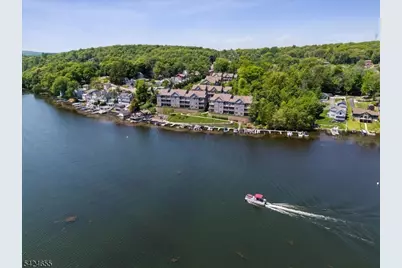 401 Mariners Pointe, Hopatcong, NJ 07843 - Photo 37