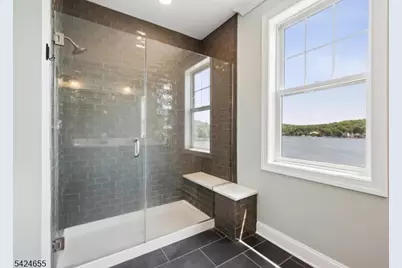 401 Mariners Pointe, Hopatcong, NJ 07843 - Photo 29