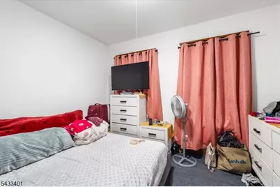 217 Lily St, Paterson, NJ 07522 - Photo 9