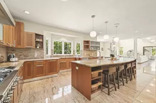 9 Lafayette Dr, Livingston, NJ 07039 - Photo 5