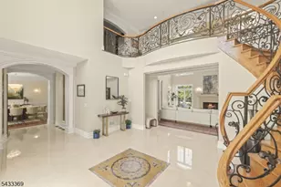9 Lafayette Dr, Livingston, NJ 07039 - Photo 9