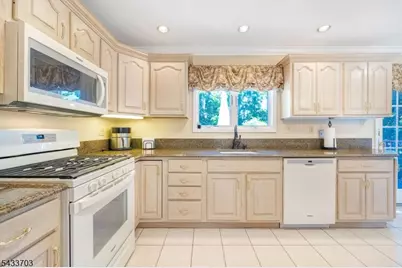 23 Slingerland Ave, Pequannock Township, NJ 07440 - Photo 19