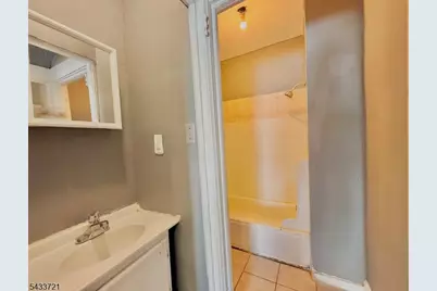 659 S 2nd St, Plainfield, NJ 07060 - Photo 23