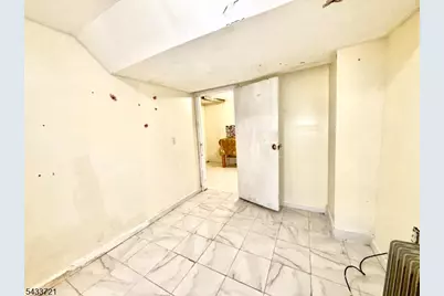 659 S 2nd St, Plainfield City, NJ 07060 - Photo 29