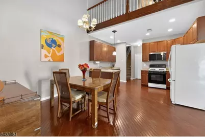 21 Samson Dr, Raritan Township, NJ 08822 - Photo 9