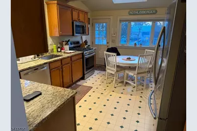 179 Westervelt Ave, North Plainfield, NJ 07060 - Photo 7