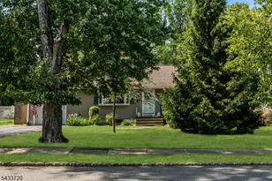 79 Dean Rd, Mendham, NJ 07945 - Photo 1