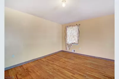 92 E Bigelow St, Newark, NJ 07114 - Photo 5