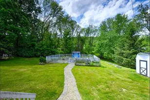 25 Carol Dr, Vernon Twp., NJ 07418 - Photo 31