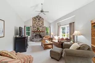 8 Links Ct, Sparta Township, NJ 07871 - Photo 9