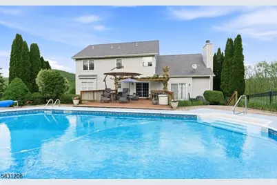 8 Links Ct, Sparta Township, NJ 07871 - Photo 5