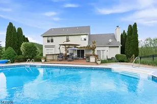 8 Links Ct, Sparta Township, NJ 07871 - Photo 5