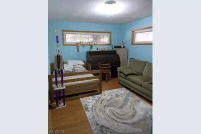 49 Kipp Ave, Elmwood Park, NJ 07407 - Photo 19