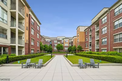 24 Ave At Port Imperial, West New York, NJ 07093 - Photo 35