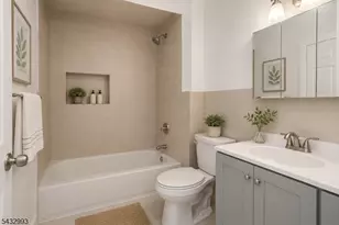 544 S 11th St, Newark, NJ 07103 - Photo 9
