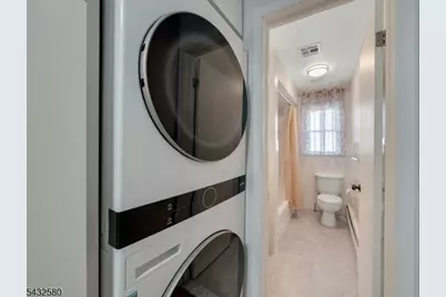 2657 Spruce St, Union Township, NJ 07083 - Photo 13