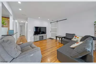 2657 Spruce St, Union Township, NJ 07083 - Photo 5