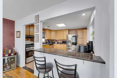 2657 Spruce St, Union Township, NJ 07083 - Photo 9