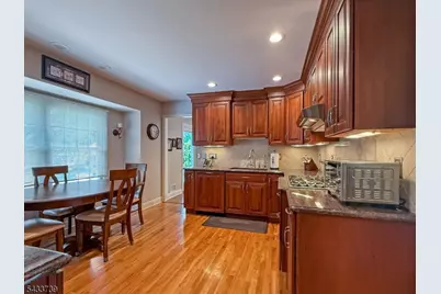 7 Vultee Dr, Florham Park, NJ 07932 - Photo 13