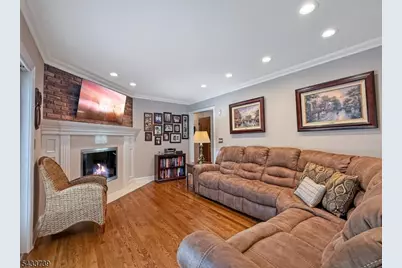 7 Vultee Dr, Florham Park, NJ 07932 - Photo 17