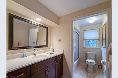 7 Vultee Dr, Florham Park, NJ 07932 - Photo 33