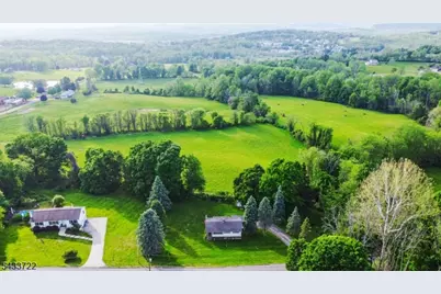 103 Mountain Rd, Hardyston Township, NJ 07419 - Photo 23