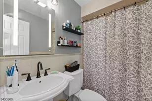 22 Runyon Rd, Clifton, NJ 07013 - Photo 11