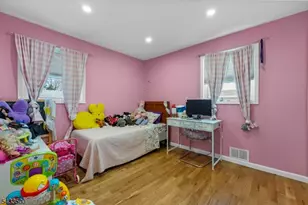22 Runyon Rd, Clifton, NJ 07013 - Photo 9