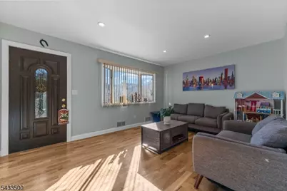 22 Runyon Rd, Clifton, NJ 07013 - Photo 3