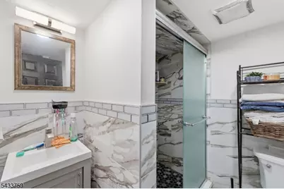 334 1st Ave, Elizabeth, NJ 07206 - Photo 31